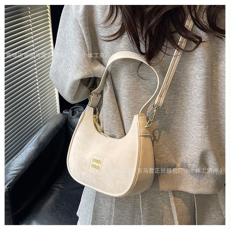 Elegant Crescent Shoulder Bag for Women