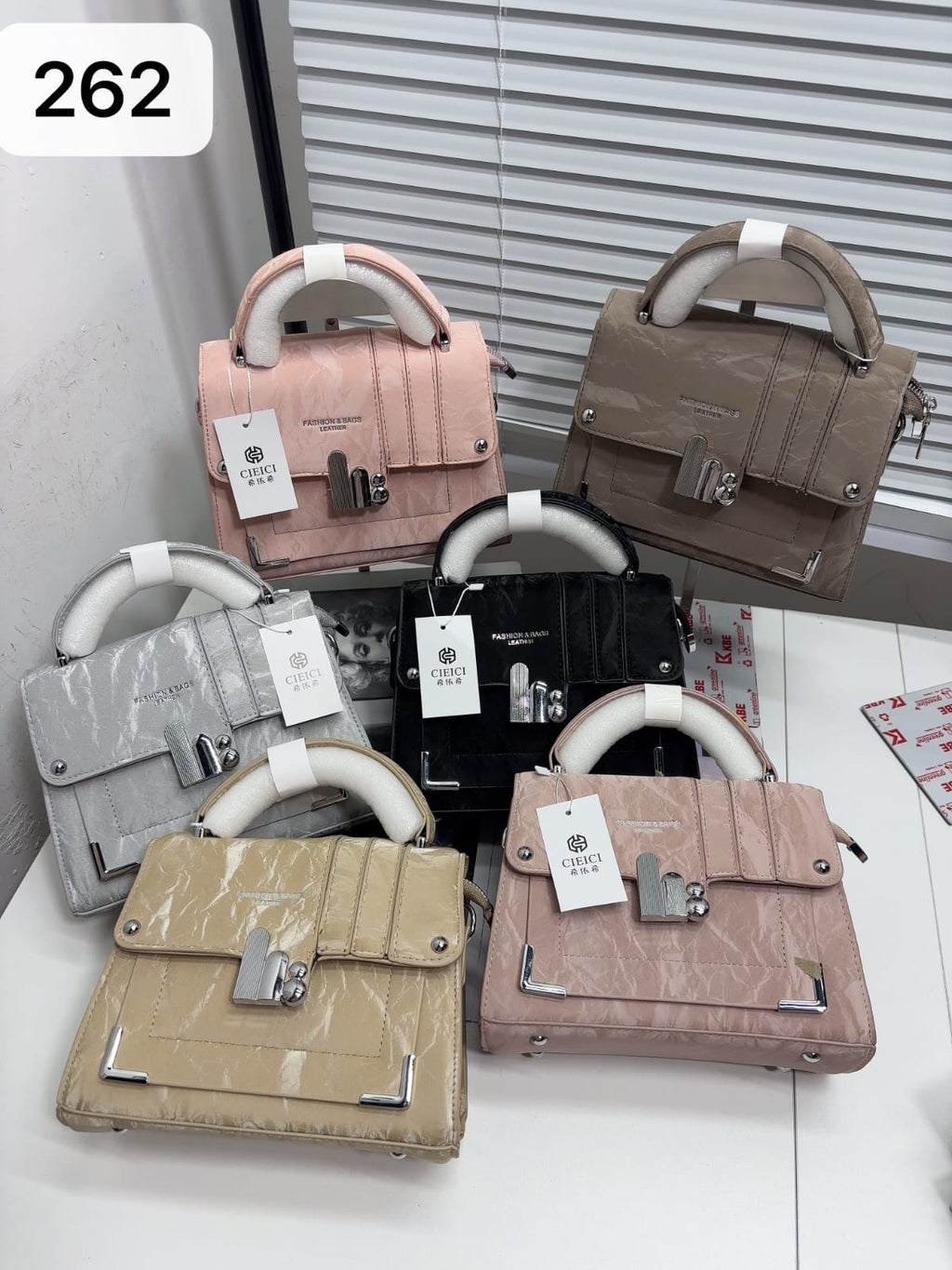 Crinkle Top Handle Bag. 6 Gorgeous Colors 👜