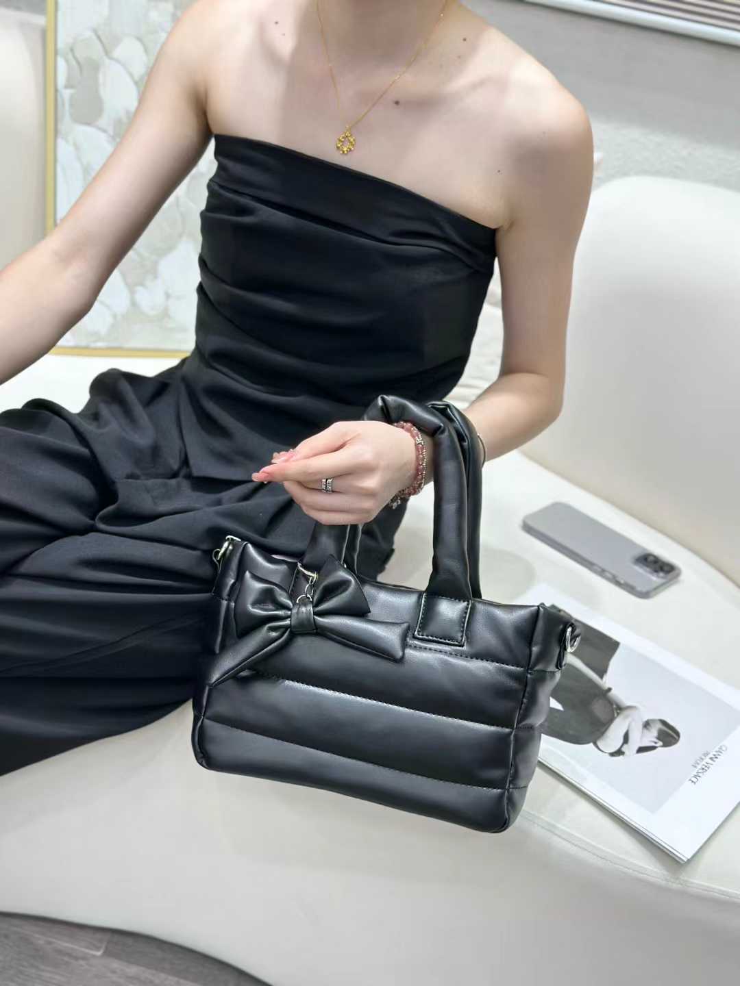 Cute Puffer Bow Handbag for Women – Trendy Quilted Shoulder Bag