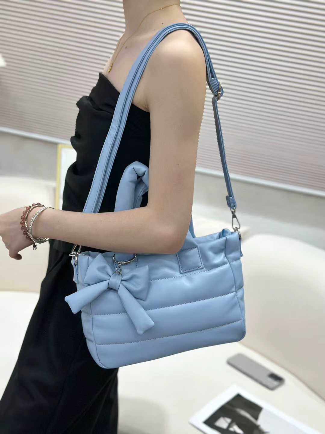 Cute Puffer Bow Handbag for Women – Trendy Quilted Shoulder Bag