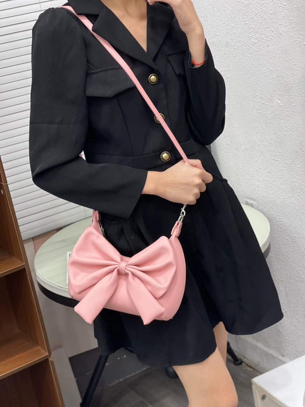 Elegant Bow Shoulder Bag for Women – Luxury Soft Leather Handbag