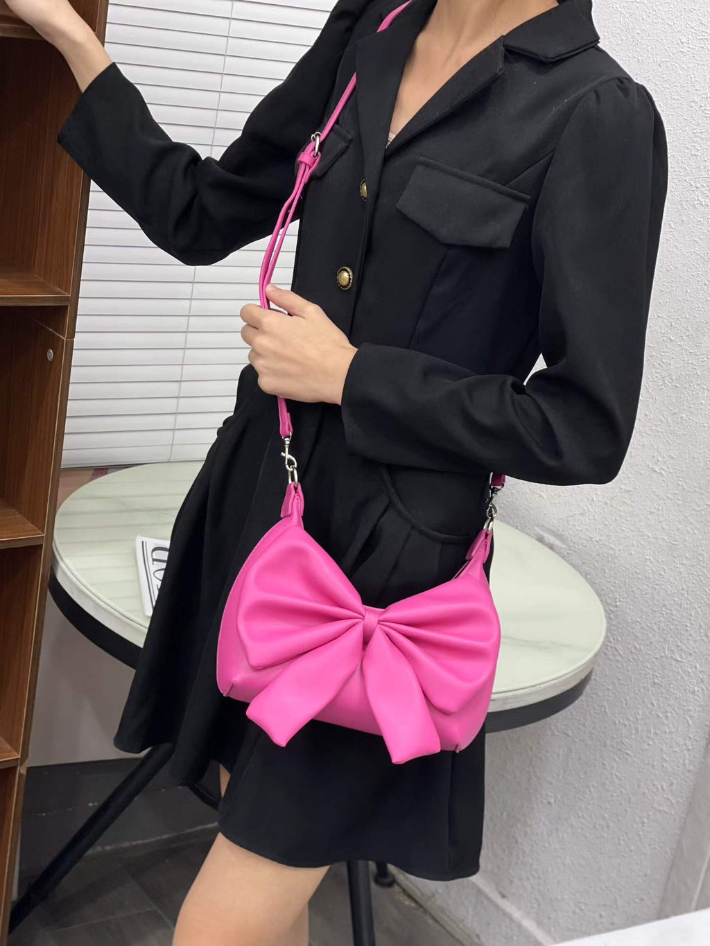 Elegant Bow Shoulder Bag for Women – Luxury Soft Leather Handbag